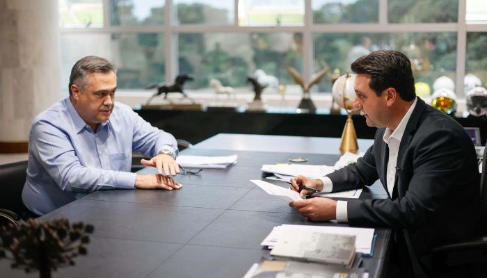 Foto: Gabriel Rosa/AEN Governador autoriza concurso para 625 profissionais e anuncia promoção de servidores da Saúde